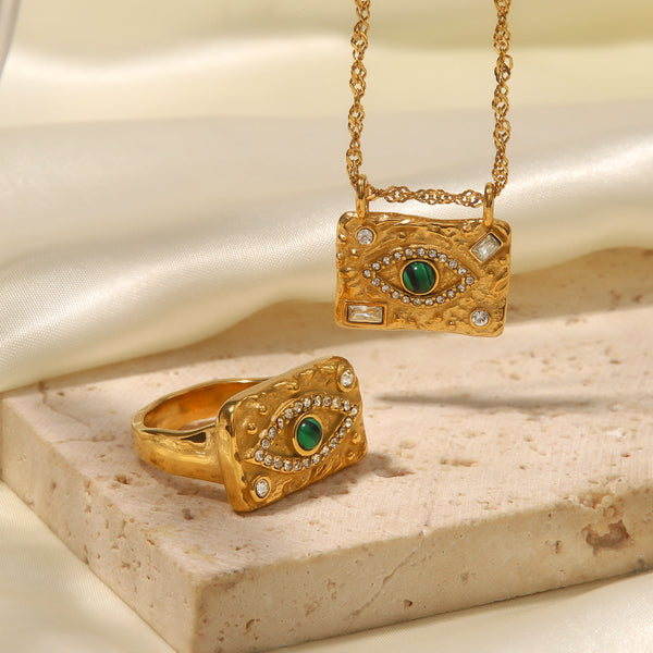 INS French-style green cubic zirconi "devil's eye" square necklace